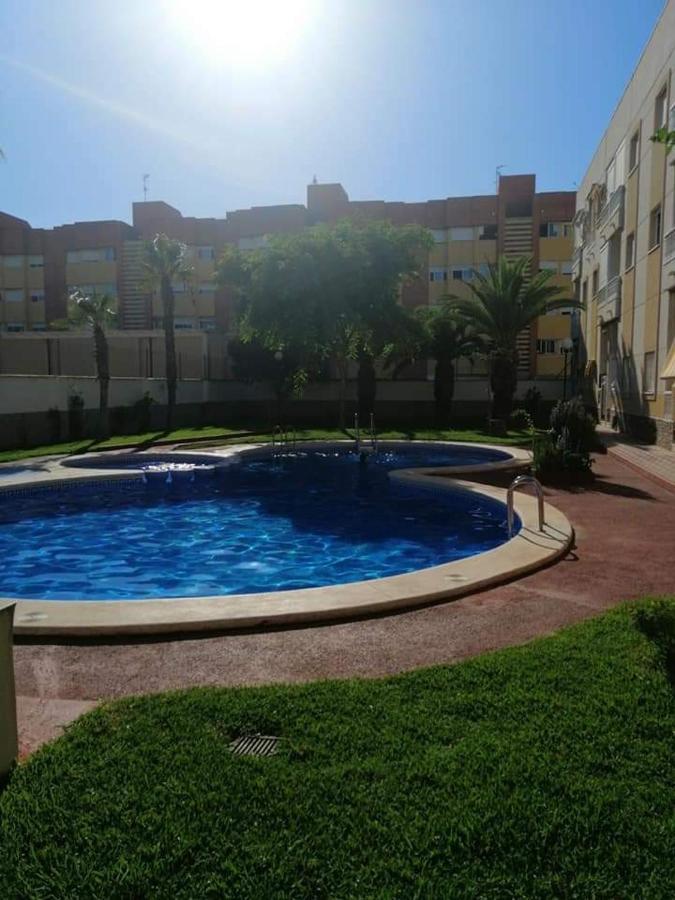 Апартаменты Piso A 10 Min Caminando De La Playa Del Cura Торевьиа Экстерьер фото